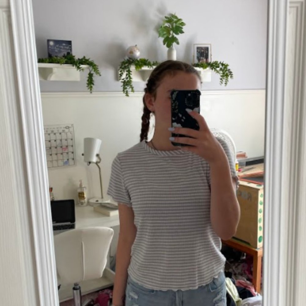 Women's Flowy Shirt
